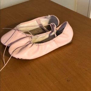 Danskin freestyle pink ballet shoes - VGUC